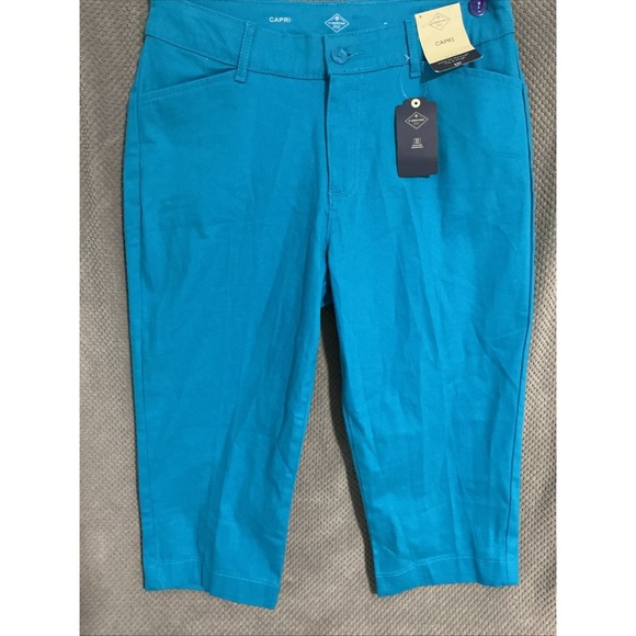 St. John's Bay Pants - St Johns Bay Capri Jeans 8 Mid Rise Slender Aqua Sail Denim Stretch NWT JCPenney